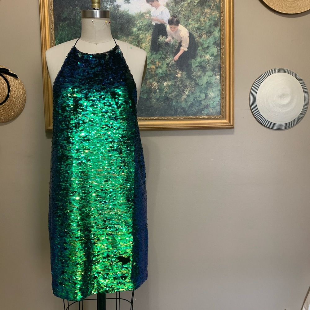 SIDE BOOB ALERT!! Mermaid Skin Sequin Dress